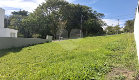 Terreno à venda em Parque das Quaresmeiras, Campinas, SP