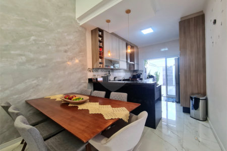 Casa à venda com 3 quartos, sendo 1 suíte, no condomínio Horto Florestal Iii, Sorocaba - SP
