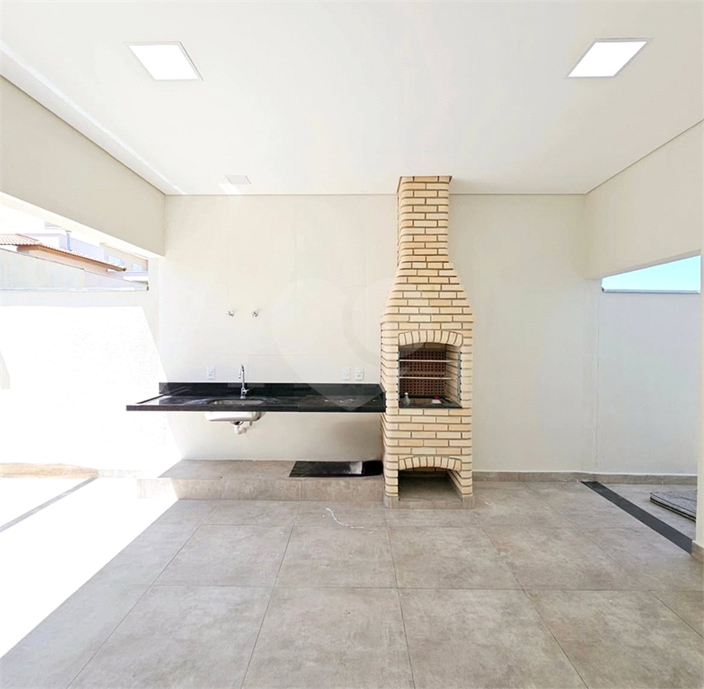 Casa à venda com 3 quartos, sendo 1 suíte, no condomínio Parque Ibiti Reserva, Sorocaba - SP