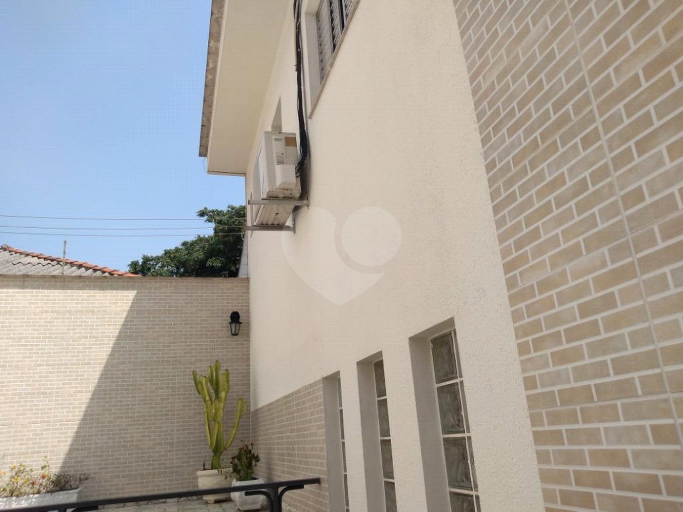 Casa à venda com 3 quartos, sendo 2 suítes, em Vila Dom Pedro I, São Paulo, SP