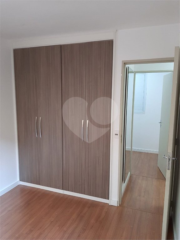 Apartamento à venda com 3 quartos em Vila dos Remédios, São Paulo, SP