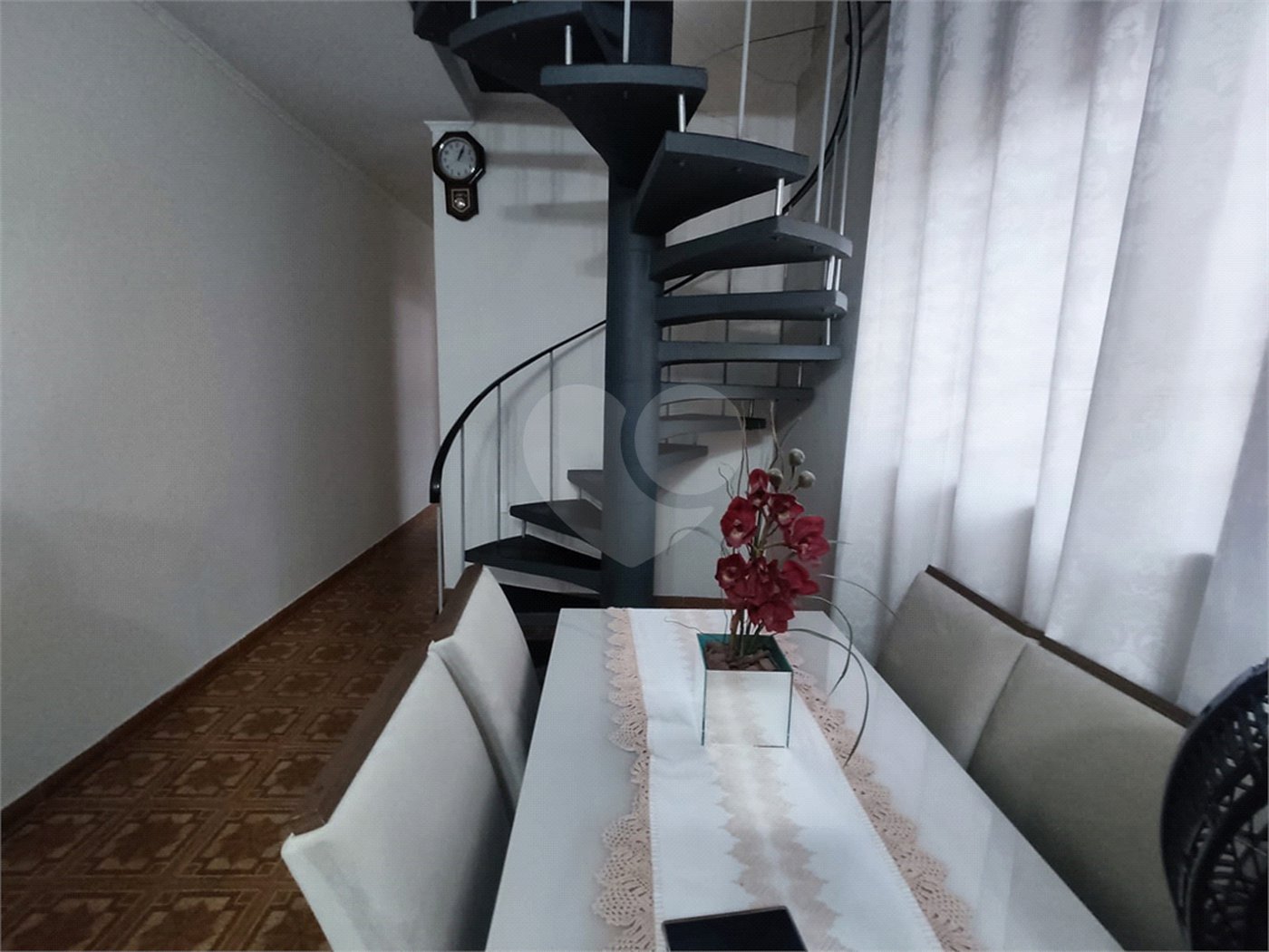 Sobrado à venda com 3 quartos, sendo 1 suíte, em Tremembé, São Paulo, SP