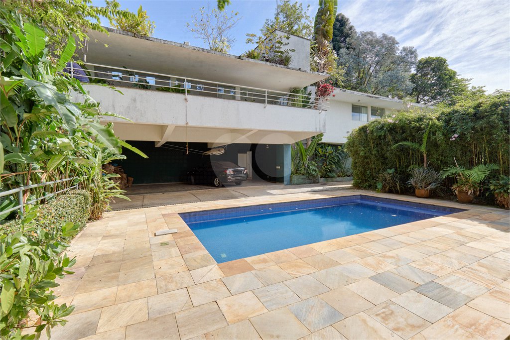 Casa à venda com 3 quartos, sendo 1 suíte, em Guarapiranga, São Paulo, SP