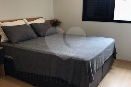Casa à venda com 3 suítes no condomínio Terras de São Francisco, Sorocaba - SP