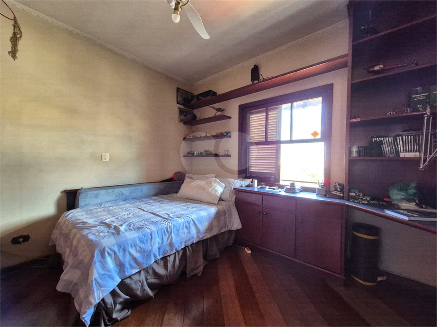 Casa à venda com 3 quartos, sendo 1 suíte, em Parque São Domingos, São Paulo, SP