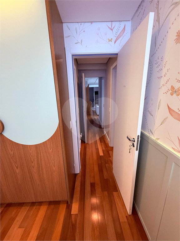 Apartamento à venda com 3 quartos, sendo 1 suíte, em Vila Mariana, São Paulo, SP