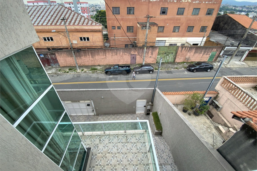 Sobrado à venda com 3 quartos, sendo 1 suíte,  em Jardim Vila Galvão, Guarulhos, SP
