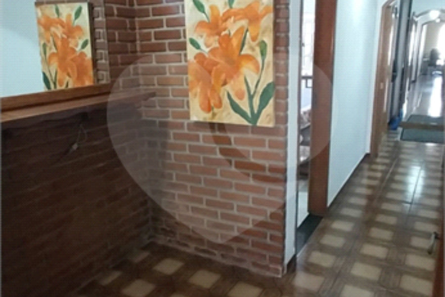 Casa à venda com 3 quartos, sendo 1 suíte, em Vila Scarpelli, Santo André, SP