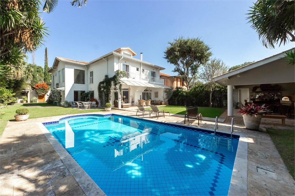 Casa de Vila à venda com 5 suítes em Jardim Hípico, São Paulo, SP