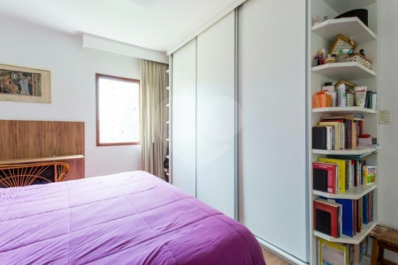Apartamento à venda com 3 quartos, sendo 1 suíte, em Vila Mariana, São Paulo, SP