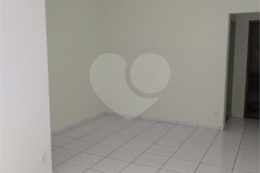 Apartamento à venda com 3 quartos, sendo 1 suíte, em Vila Nova Cachoeirinha, São Paulo, SP