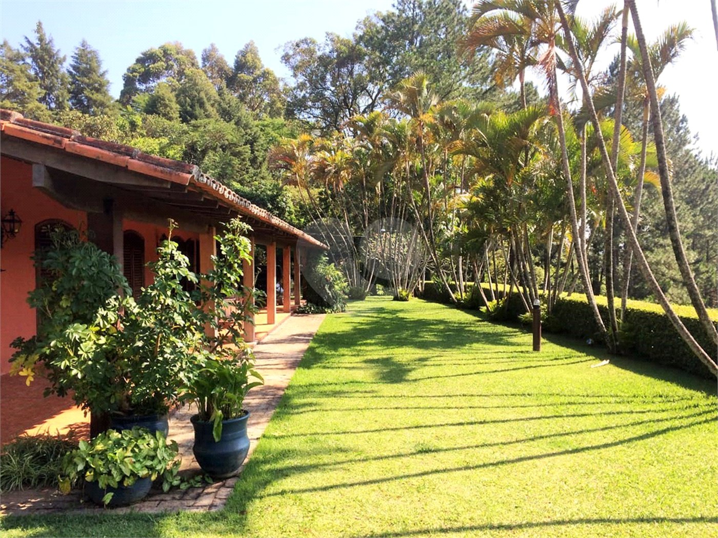 Casa em condomínio à venda ou para alugar com 4 quartos, sendo 2 suítes, em Caixa D´água, Vinhedo, SP