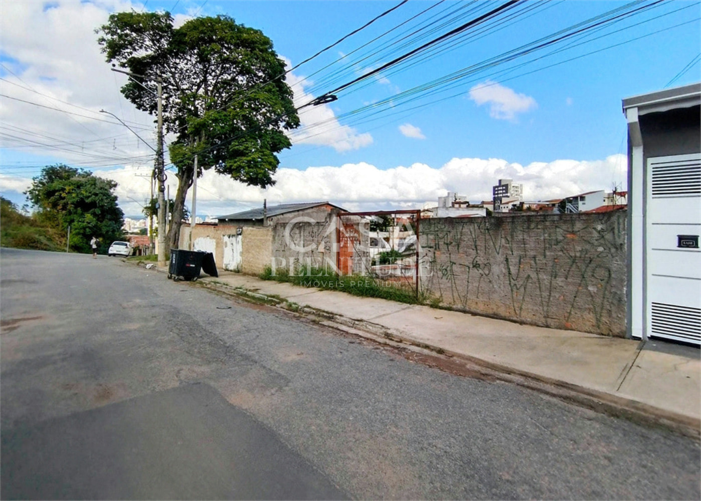 Casa à venda com 2 quartos em Vila Barão, Sorocaba, SP