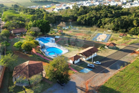 Casa à venda com 3 quartos, sendo 1 suíte, no condomínio Reserva Ipanema I, Sorocaba - SP