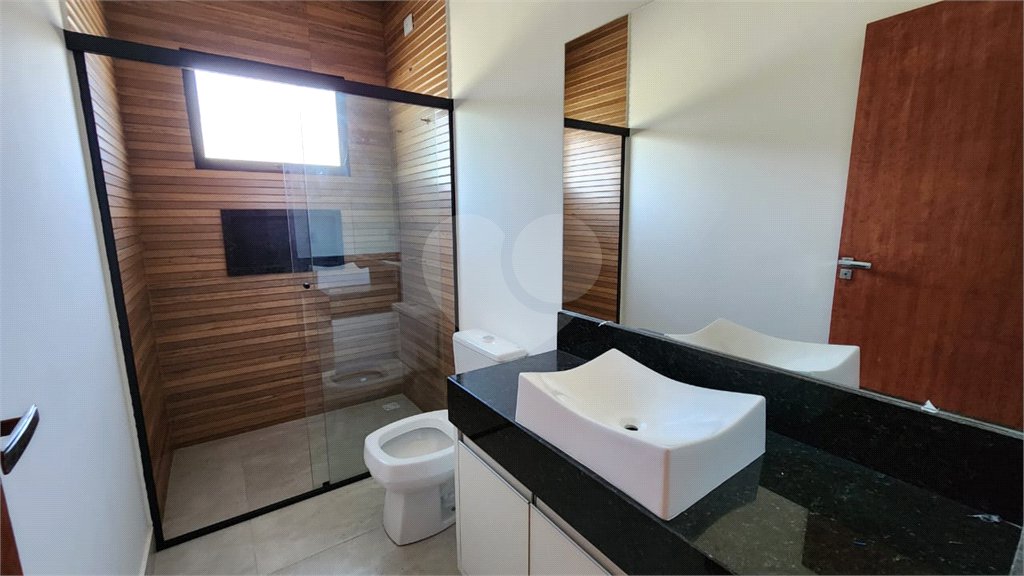 Casa para alugar com 3 quartos, sendo 1 suíte, no condomínio Chácaras Brasil, Atibaia - SP