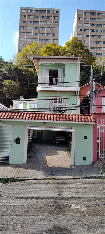 Casa à venda com 3 suítes em Vila Ipojuca, São Paulo, SP