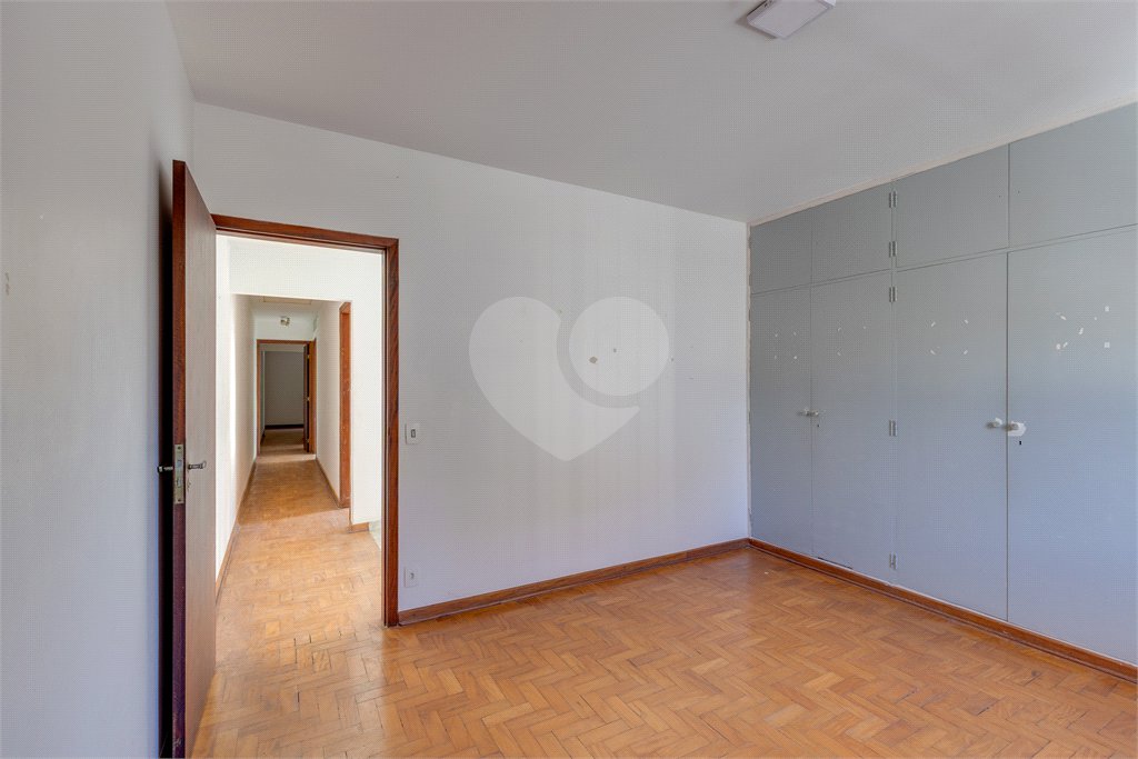 Sobrado à venda com 3 quartos, sendo 1 suíte, em Alto da Boa Vista, São Paulo, SP