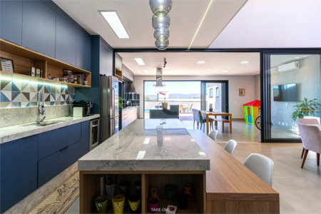 Casa à venda com 4 suítes no condomínio Residencial dos Lagos, Itupeva - SP