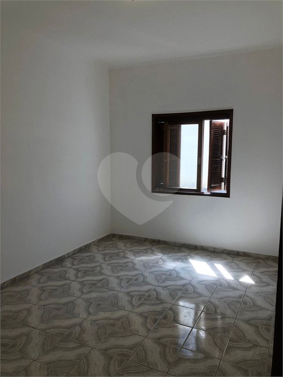 Sobrado à venda ou para alugar com 4 quartos, sendo 1 suíte, em Vila Regente Feijó, São Paulo, SP