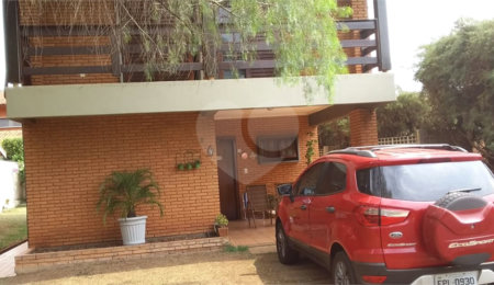 Casa à venda com 3 quartos, sendo 1 suíte,  em Jardim Zavanella, Araraquara, SP