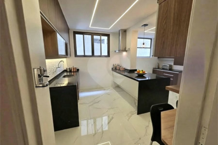 Apartamento à venda com 3 quartos, sendo 1 suíte, em Copacabana, Rio de Janeiro, RJ
