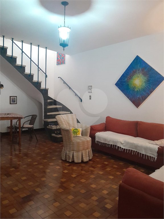 Sobrado à venda com 3 quartos em Sumaré, São Paulo, SP