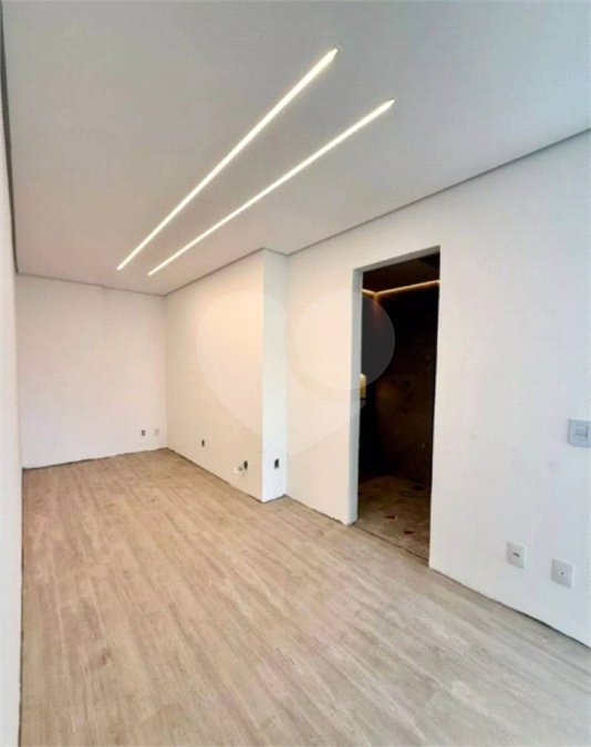 Apartamento à venda com 3 quartos, sendo 2 suítes, em Barueri, Barueri, SP