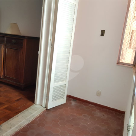 Apartamento à venda com 3 quartos, sendo 1 suíte,  em Copacabana, Rio de Janeiro, RJ