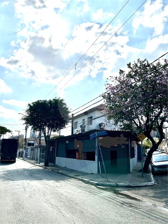 Sobrado à venda com 3 quartos, sendo 1 suíte, em Vila Vitório Mazzei, São Paulo, SP