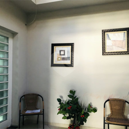 Casa à venda com 3 quartos, sendo 1 suíte, em Vila Suissa, Mogi das Cruzes, SP
