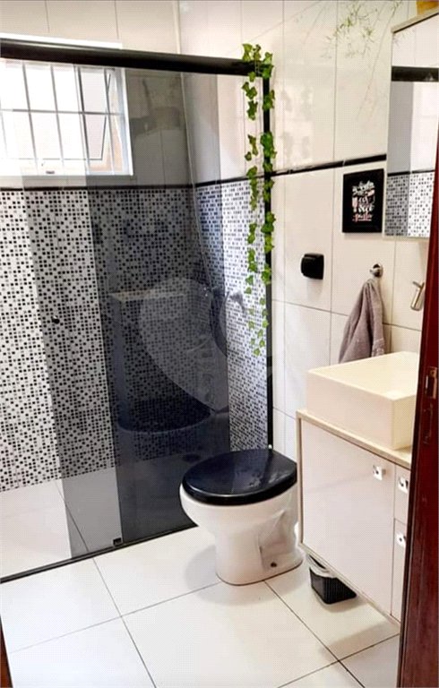 Casa à venda com 4 quartos, sendo 1 suíte, em Jardim Altos do Itavuvu, Sorocaba, SP