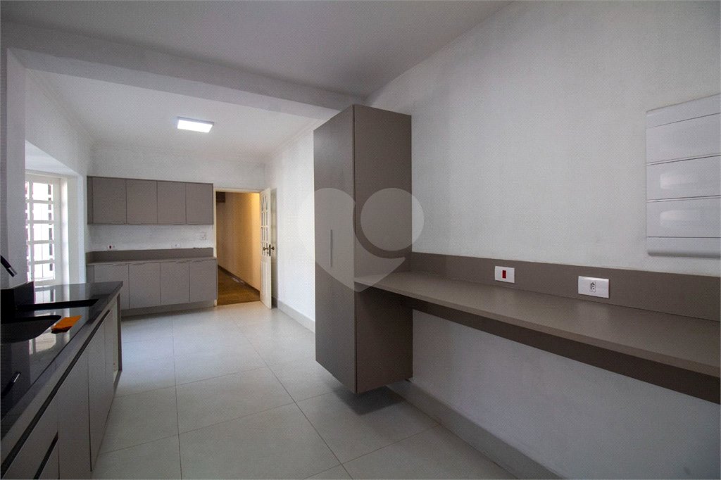 Casa à venda com 3 quartos, sendo 1 suíte, em Brooklin Paulista, São Paulo, SP