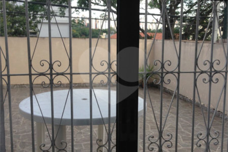 Sobrado à venda com 4 quartos, sendo 1 suíte, em Jardim Celeste, São Paulo, SP