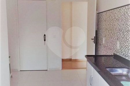Apartamento à venda com 3 quartos, sendo 1 suíte, em Vila Mariana, São Paulo, SP