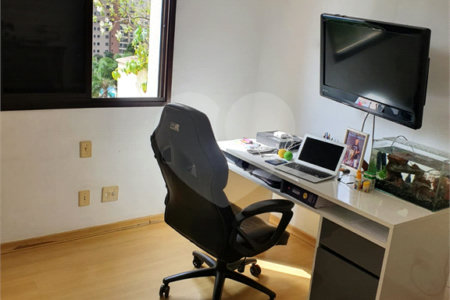 Apartamento à venda com 4 quartos, sendo 2 suítes, em Vila Suzana, São Paulo, SP