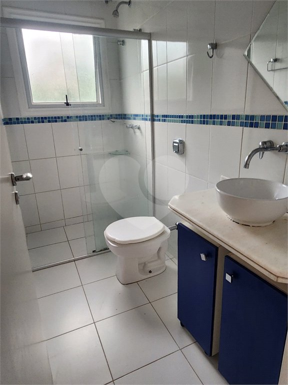 Casa à venda com 3 quartos, sendo 1 suíte, no condomínio Terras de São Francisco, Vinhedo - SP