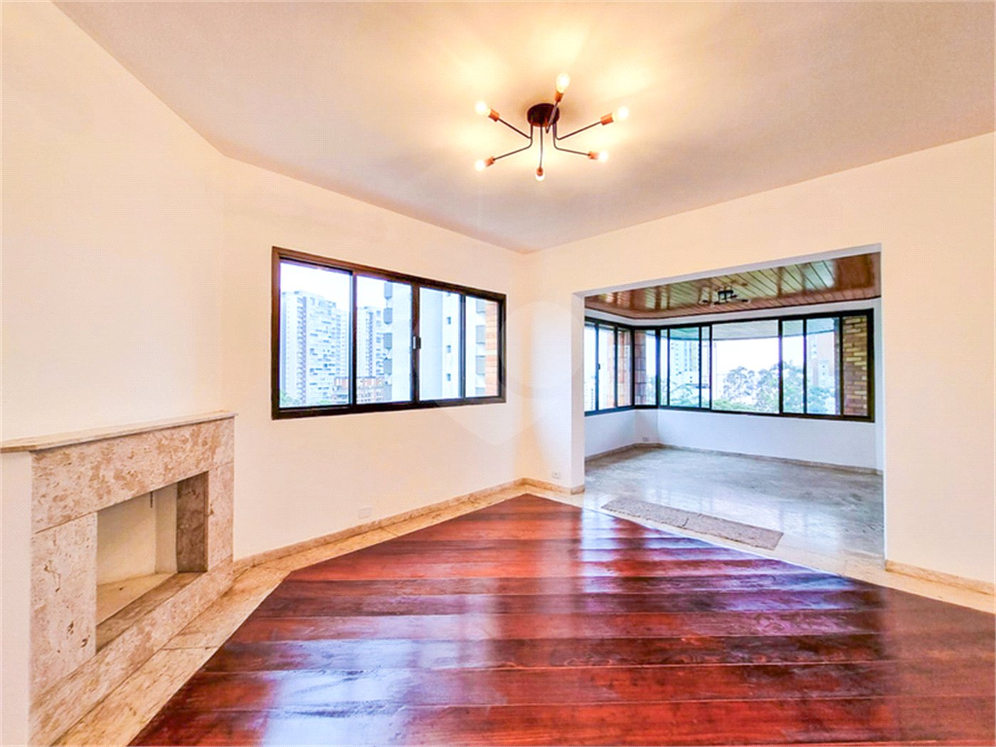 Apartamento à venda com 4 suítes em Vila Suzana, São Paulo, SP