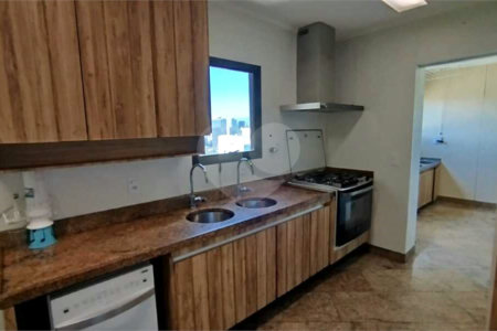 Duplex para alugar com 3 suítes em Real Parque, São Paulo, SP