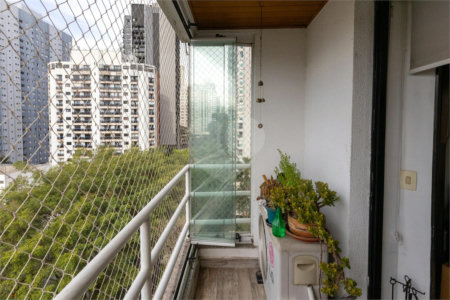 Apartamento à venda com 3 quartos, sendo 2 suítes, em Cidade Monções, São Paulo, SP