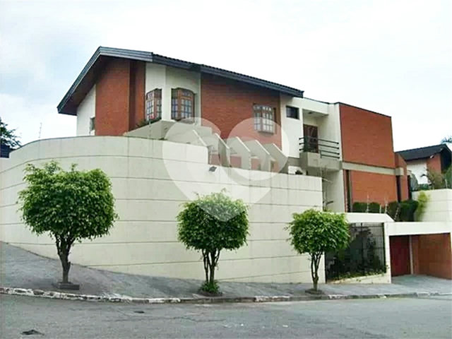 Sobrado à venda com 3 suítes em Palmas do Tremembé, São Paulo, SP