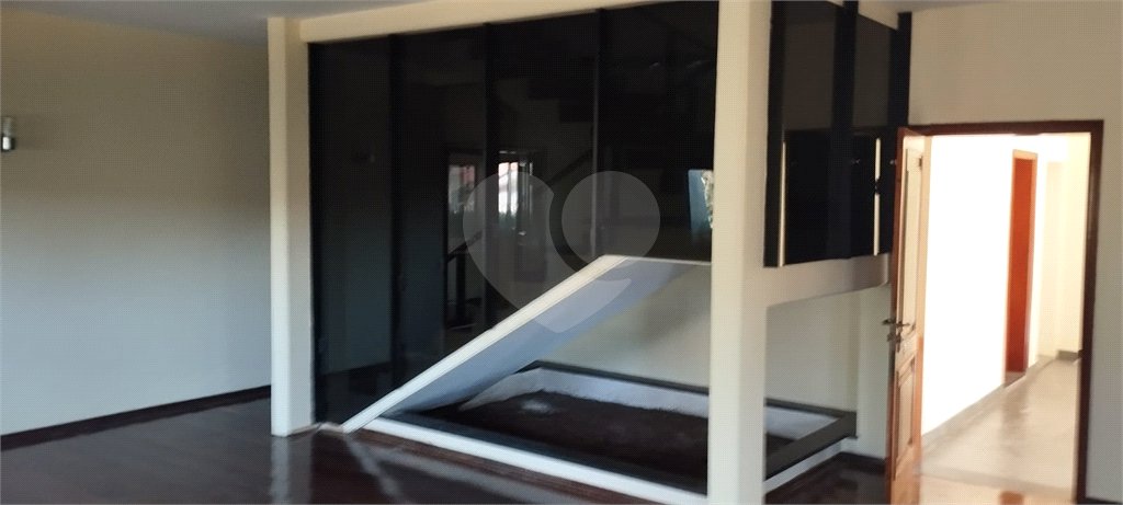 Casa à venda com 4 quartos, sendo 3 suítes,  em Vila Maria, Itapetininga, SP