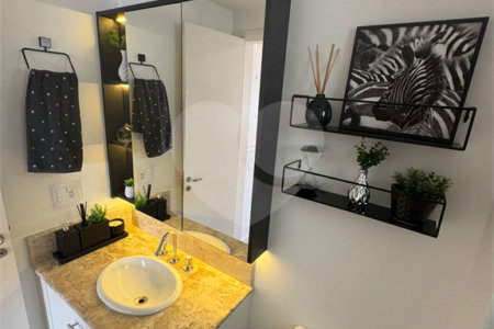 Apartamento à venda com 2 quartos, sendo 1 suíte,  em Vila Andrade, São Paulo, SP