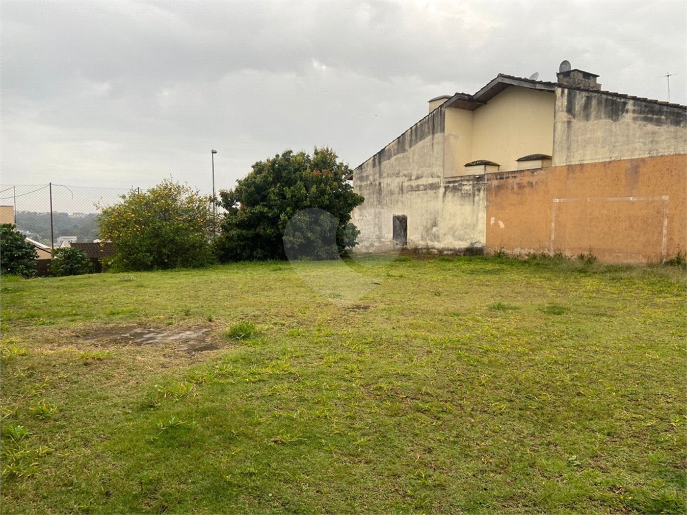 Casa à venda com 4 quartos, sendo 1 suíte, em Jardim Rincão, Arujá, SP