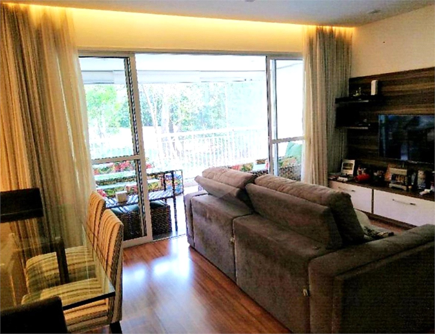 Apartamento à venda com 3 quartos, 107 m²- Rua William Furneau, - Condomínio Sítio Anhanguera - Edifício Beija Flor - Pirituba