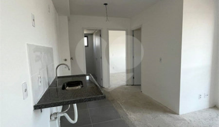 Apartamento à venda com 2 quartos em Jardim Trussardi, São Paulo, SP
