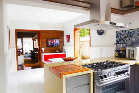 Casa à venda com 4 suítes no condomínio Vilaggio Monte Alegre, São Paulo - SP