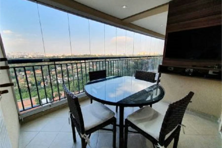 Apartamento à venda com 3 suítes em Vila Progredior, São Paulo, SP