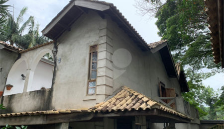 Sobrado à venda com 4 suítes em Tremembé, São Paulo, SP