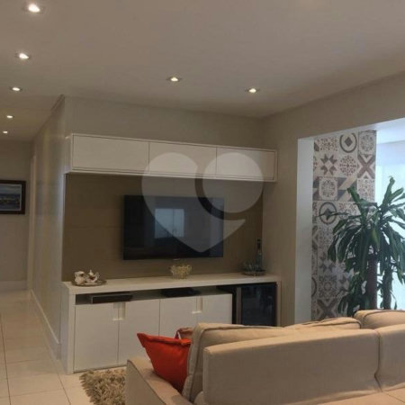 Apartamento à venda com 2 suítes em Vila Gertrudes, São Paulo, SP
