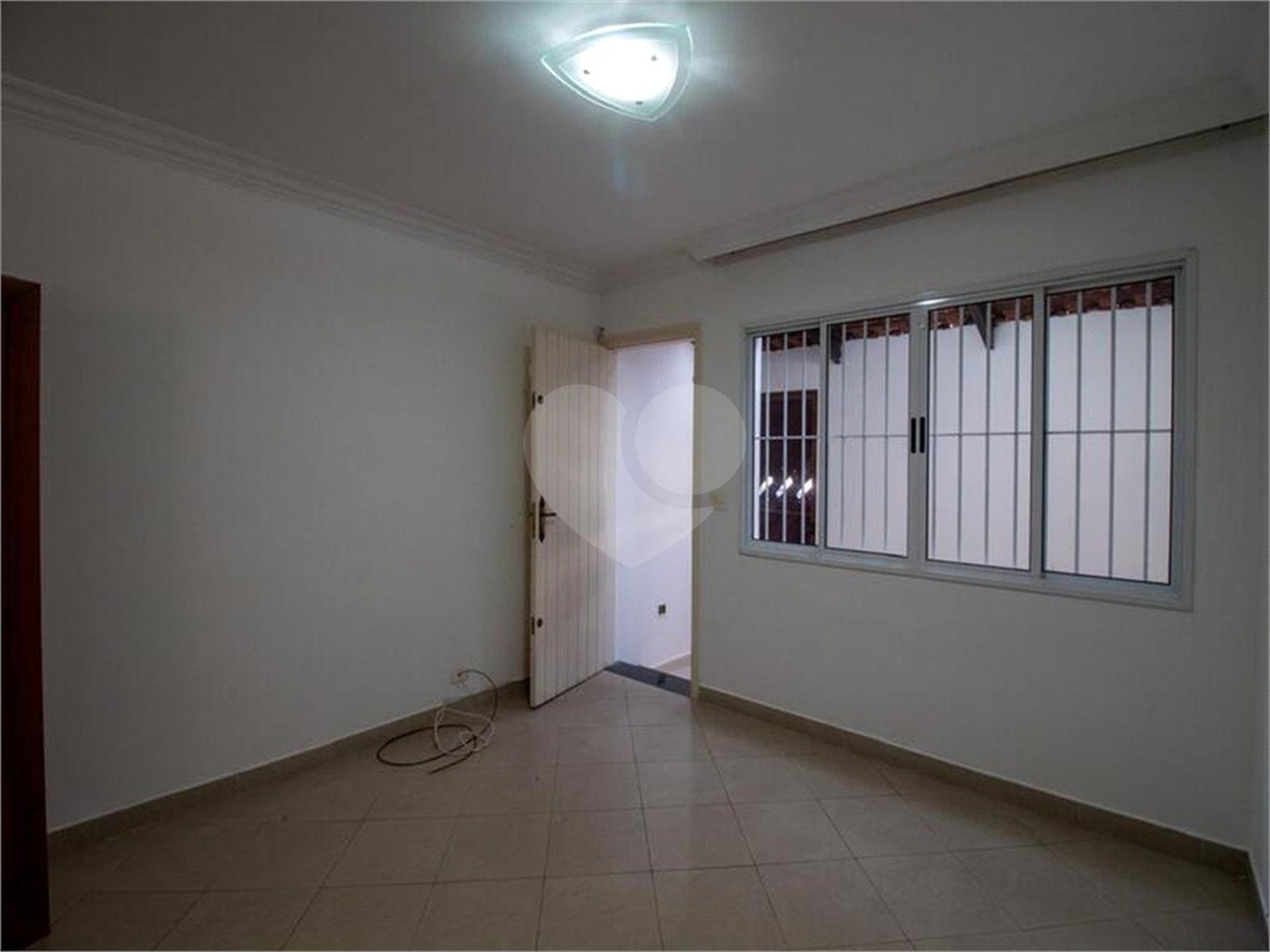 Casa à venda com 3 quartos, sendo 1 suíte, em Jardim Ester, São Paulo, SP